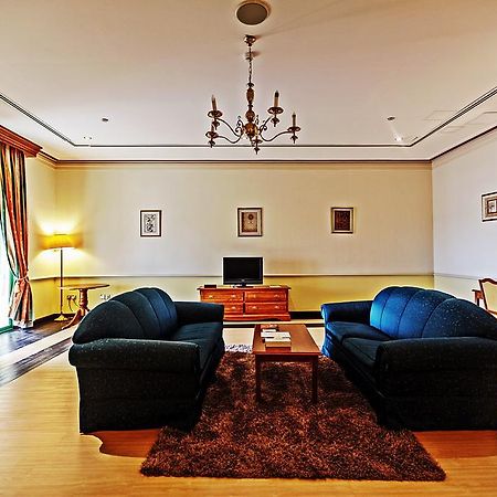 Cassells Ghantoot Hotel & Resort Exteriör bild