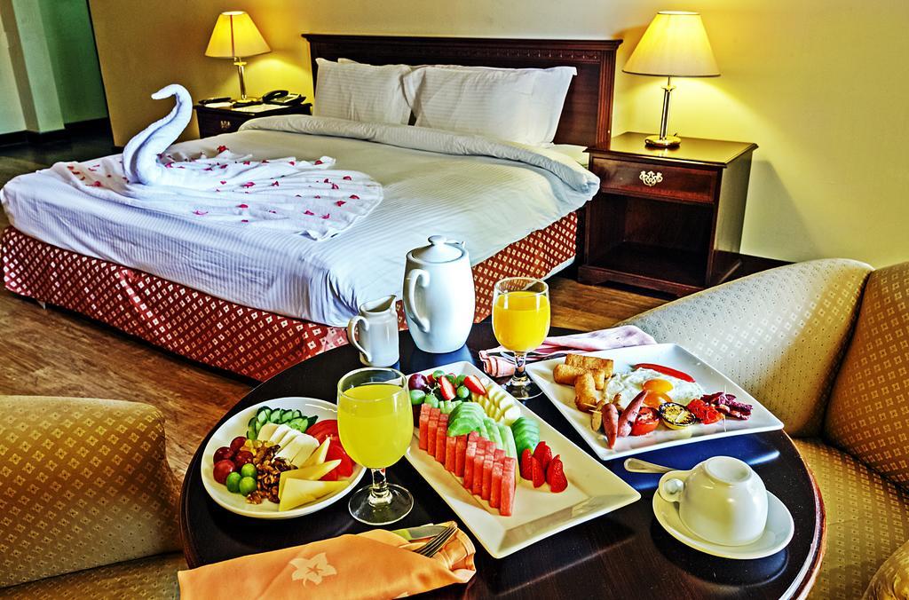 Cassells Ghantoot Hotel & Resort Exteriör bild