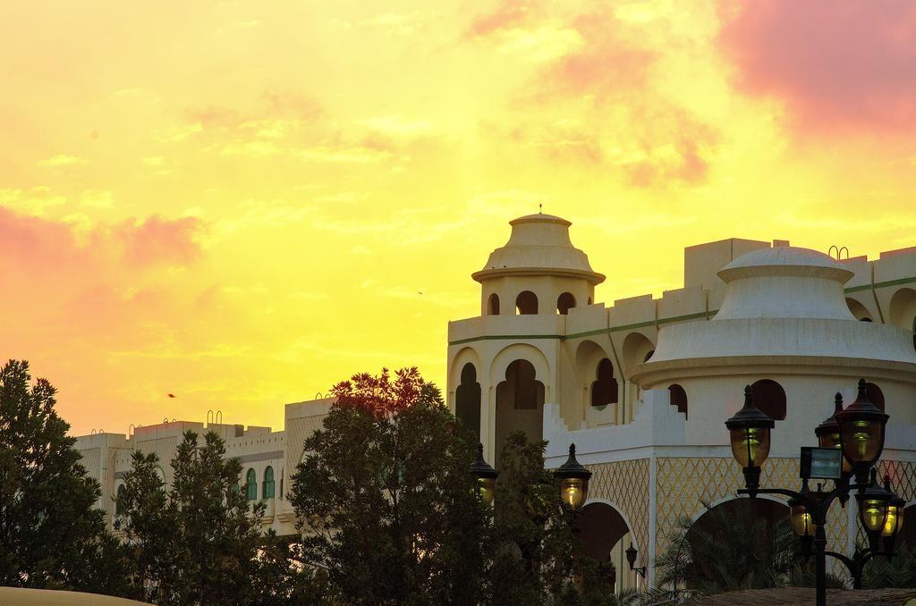 Cassells Ghantoot Hotel & Resort Exteriör bild