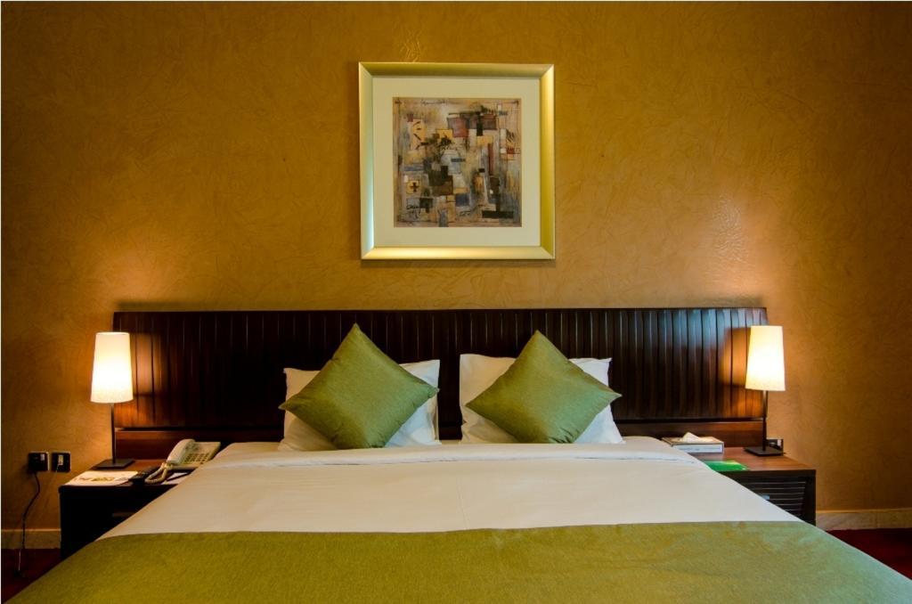 Cassells Ghantoot Hotel & Resort Rum bild